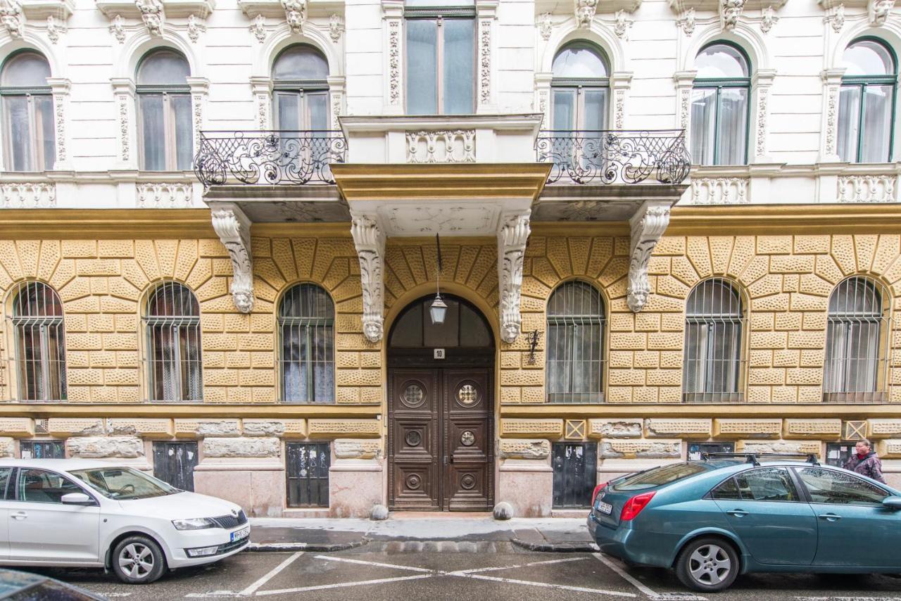 My In Apartamento Budapest